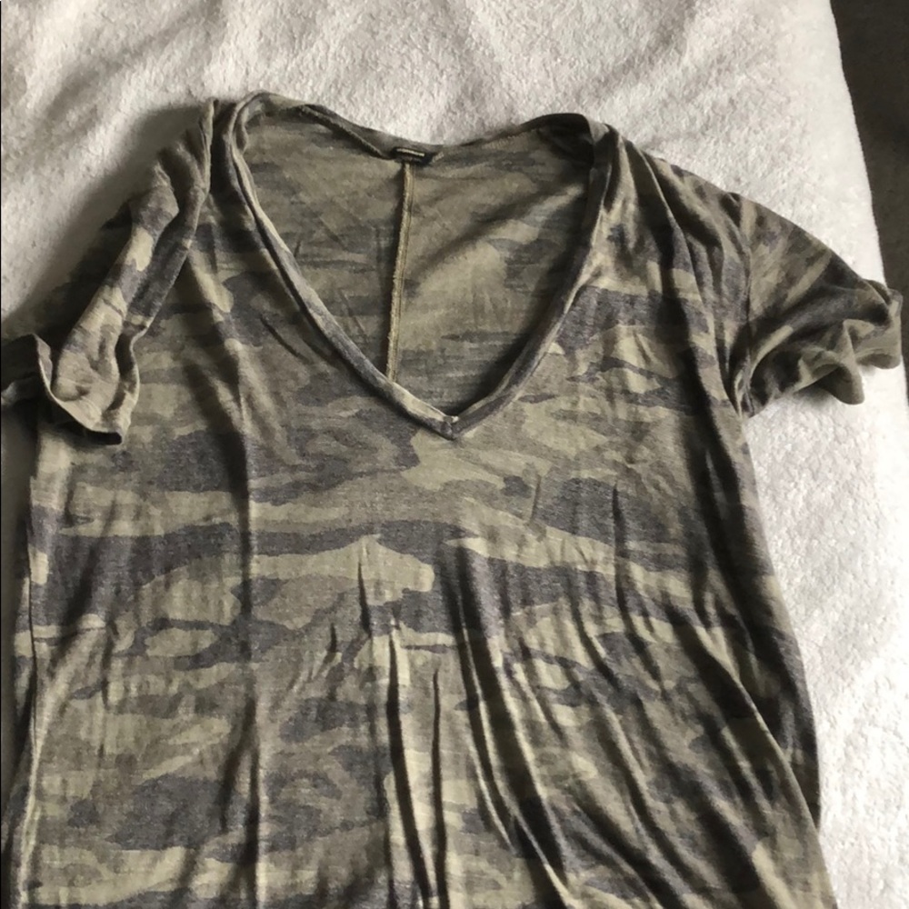 v-neck tee shirt! camouflage!!